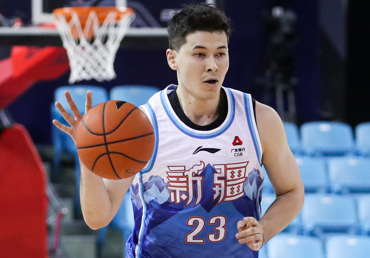 世界杯官方直播app官网下载最新版-洋帅首秀！新疆39分狂胜送江苏8连败 阿不都15+5+4庞峥麟15分